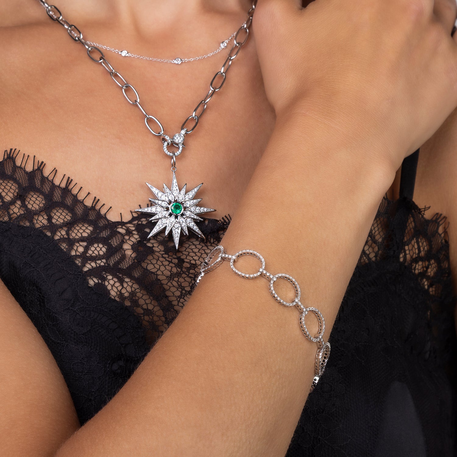 Diamond Circle Link Bracelet